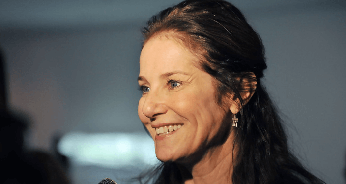 Debra Winger Net Worth
