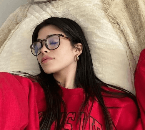 Nessa Barrett Net Worth